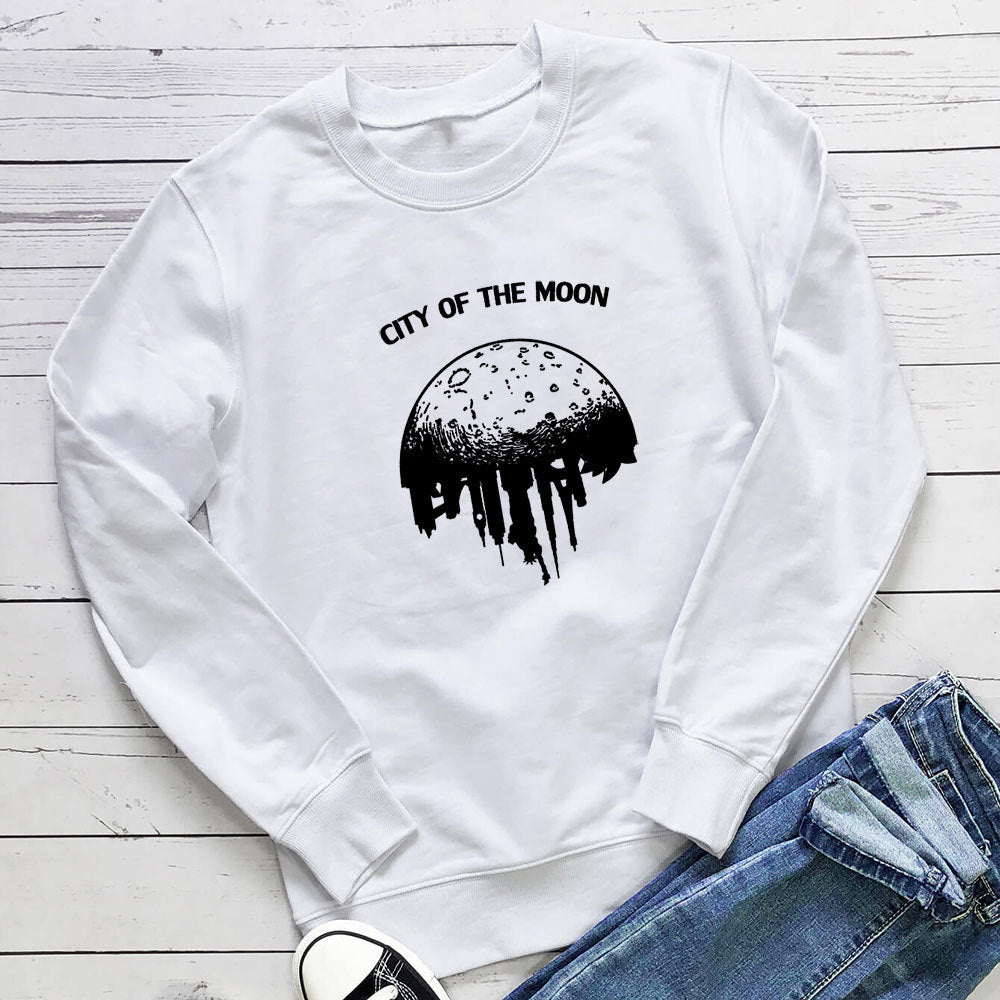 Moon print round neck long sleeved sweatshirt