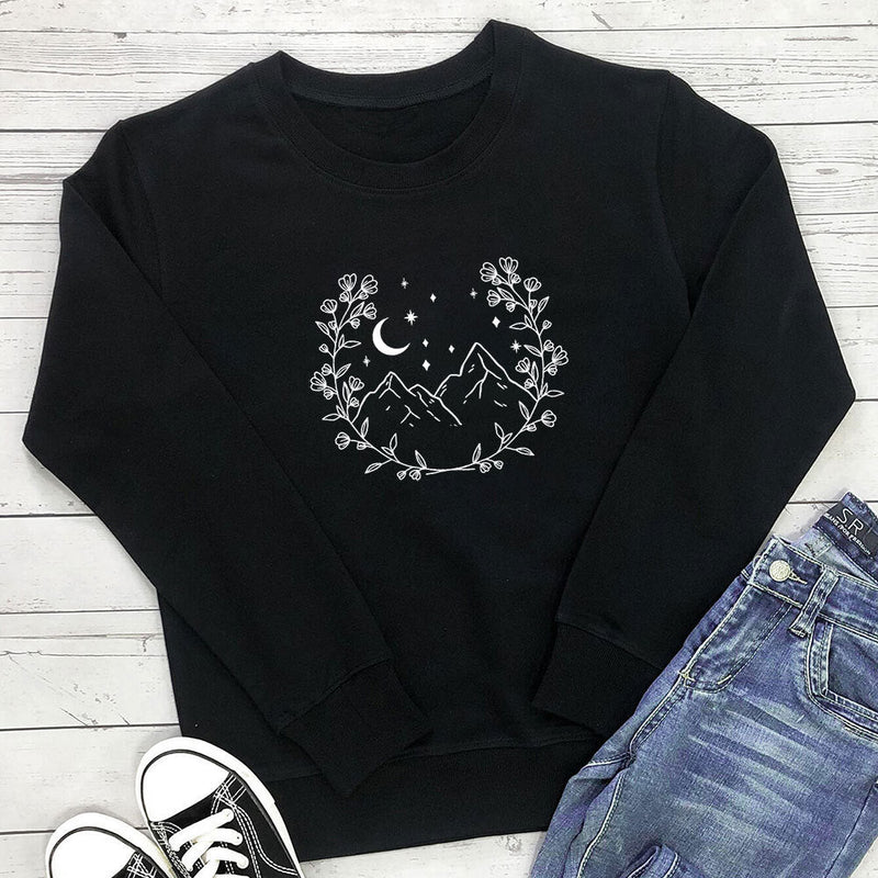 Loose round neck long sleeved hoodie