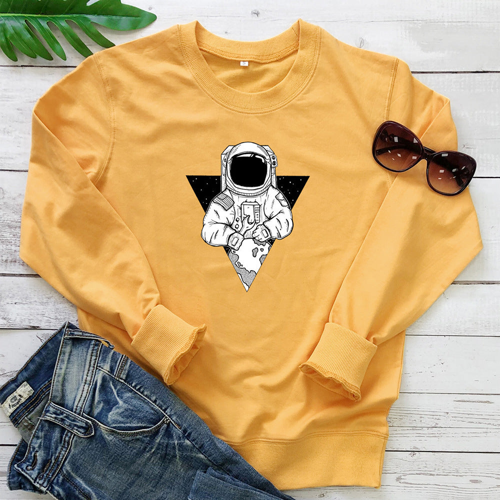 Round neck long sleeved sweatshirt