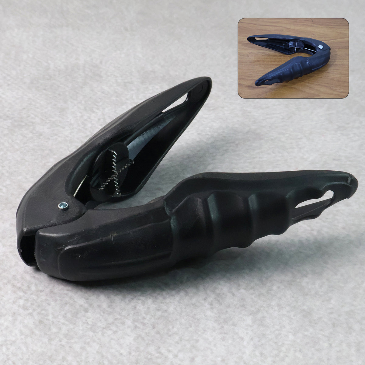 Multipurpose Walnuts And Seafood Cracker Tool - (1 Pc)