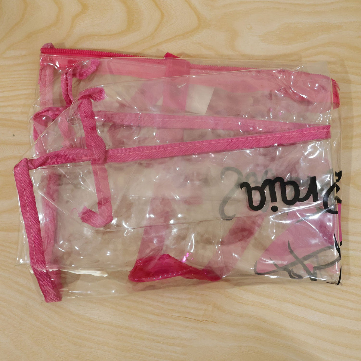 Transparent Pvc Tote Bag With Top Zipper And Handles For Travel (1 Pc 35x52 Cm)