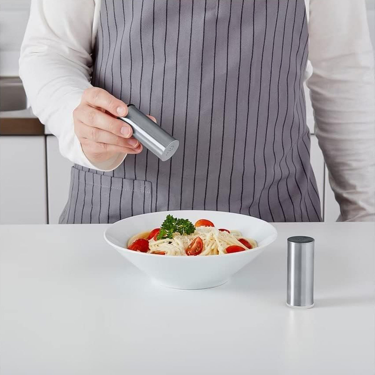 Stainless Steel Salt And Pepper Shaker Set (2 Pc)